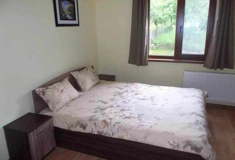 Majatalo Guest House Balkanski Kat