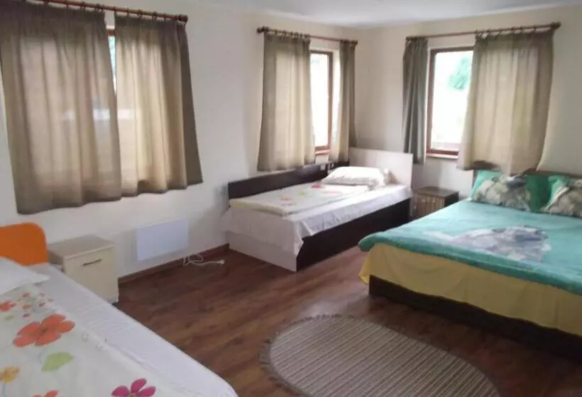 Majatalo Guest House Balkanski Kat