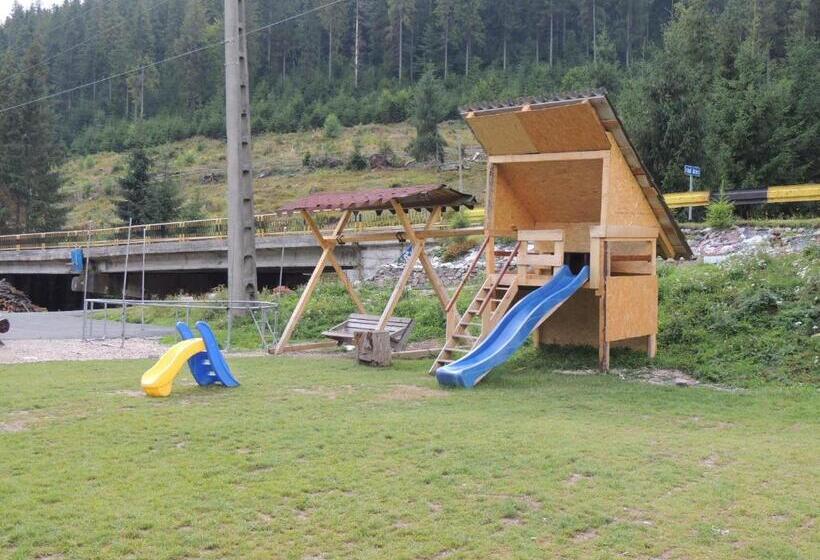 پانسیون Vila Giulia