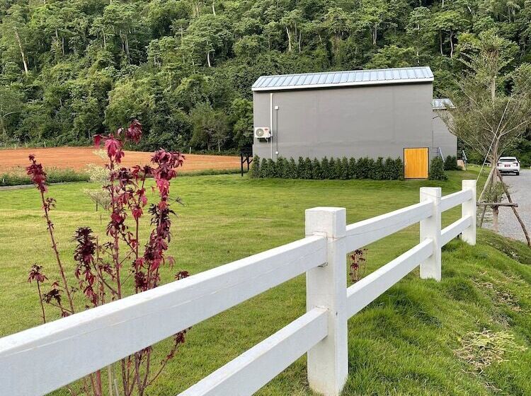 Resort My Merchain Uthaithani