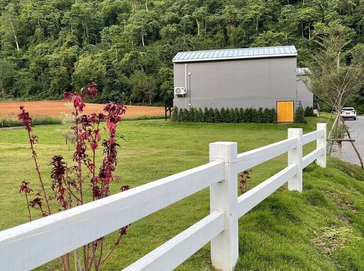 Resort My Merchain Uthaithani