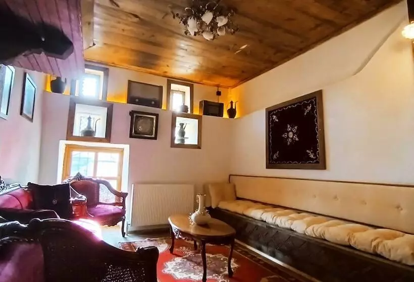 Aamiaismajoitus (B&B) Arslan Bey Konağı Butik Otel