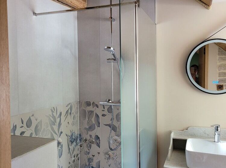 مبيت وإفطار Gite Le Gevot   Nuitée Ev6 Tout Confort