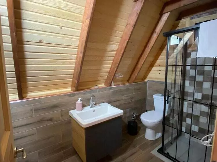 Aamiaismajoitus (B&B) Pafuli Bungalov