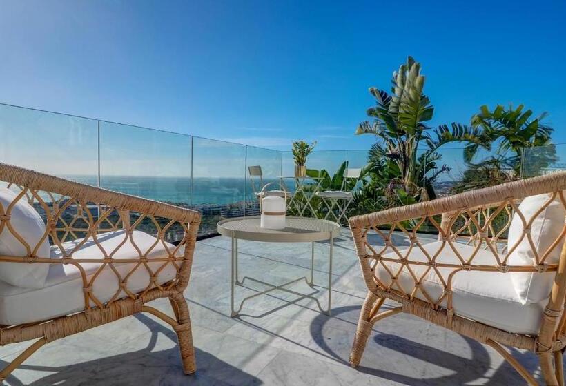 تختخواب و صبحانه Sunshine Bluehill