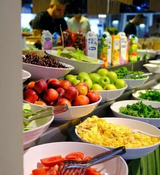 هتل Grand Gulizar