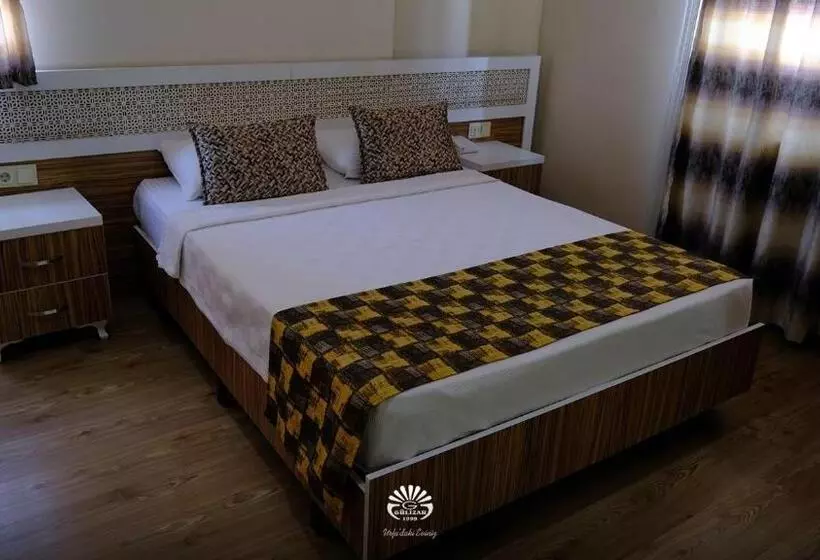 هتل Grand Gulizar