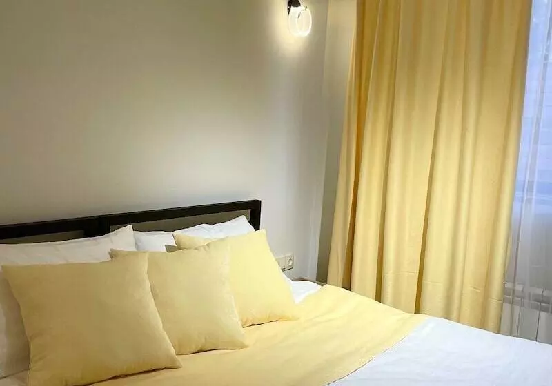 هتل Taniqinn Dilijan