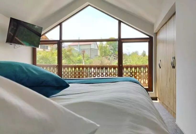 هتل Taniqinn Dilijan