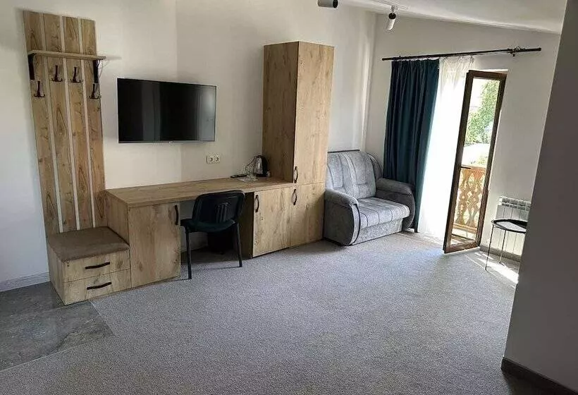 هتل Taniqinn Dilijan