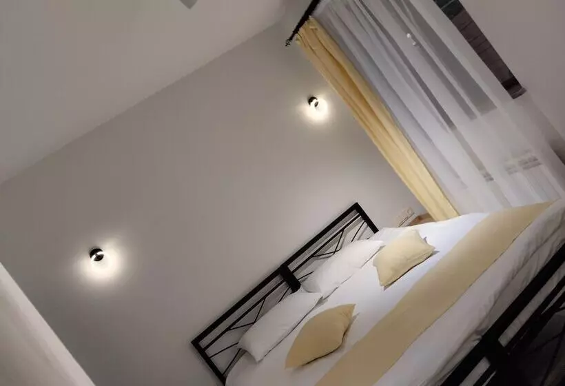 هتل Taniqinn Dilijan