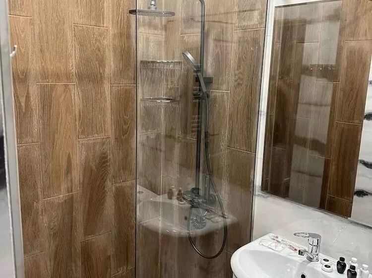 هتل Taniqinn Dilijan