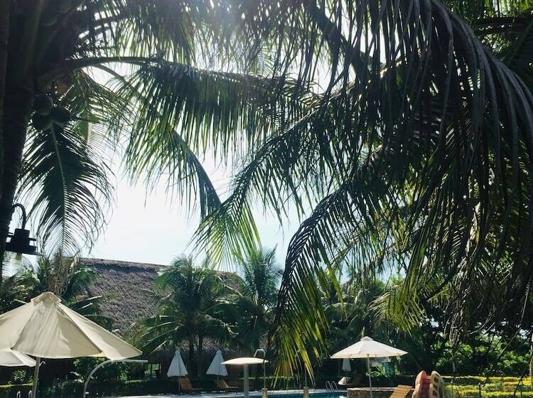 هتل Cuc Phuong Resort