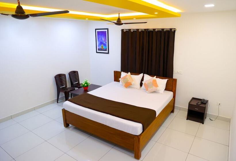 Hotel Golden Residency