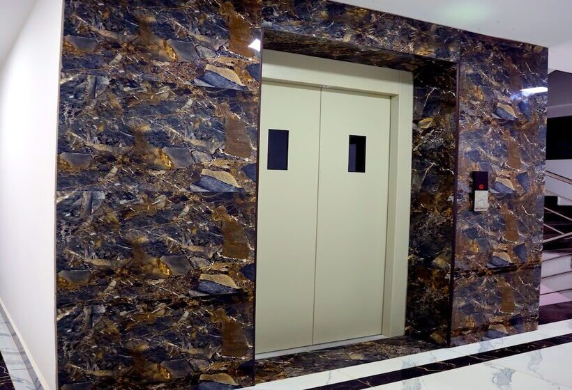 Hotel Golden Residency