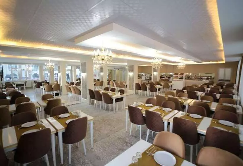 هتل Grand Gulizar