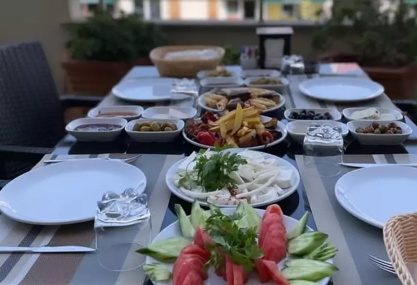 هتل Grand Gulizar