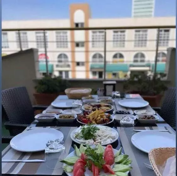 هتل Grand Gulizar