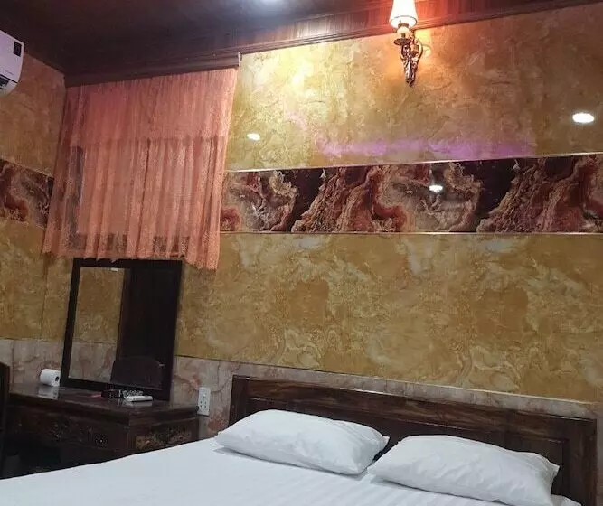 هتل Hoa Anh Dao Garden