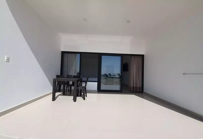 هتل Las Hamacas