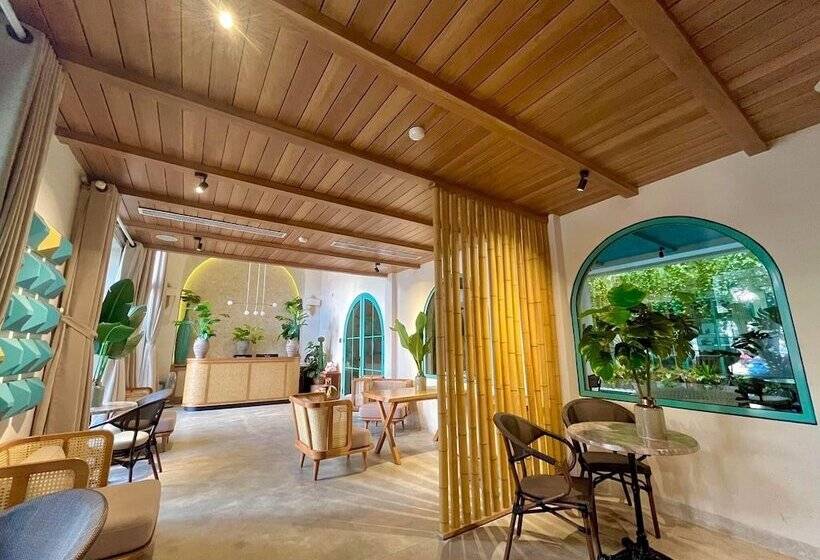 هتل Myyan Retreat Da Nang