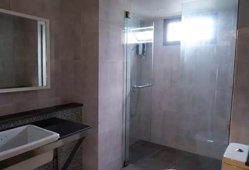 هتل Nara Residence Trang