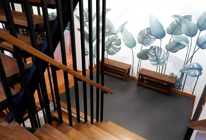 هتل Nara Residence Trang