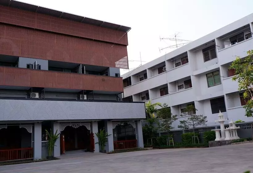 هتل Nara Residence Trang