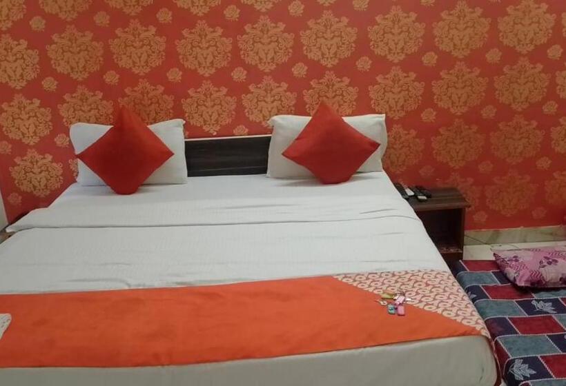 فندق New Delhi Grand