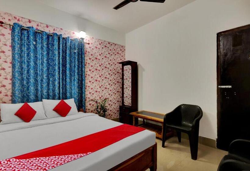 בית מלון כפרי Oyo Flagship Larica Green Valley