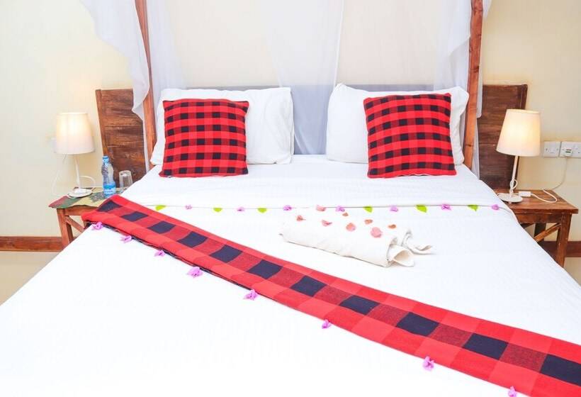 Hotel River Lumi Resort   Taveta