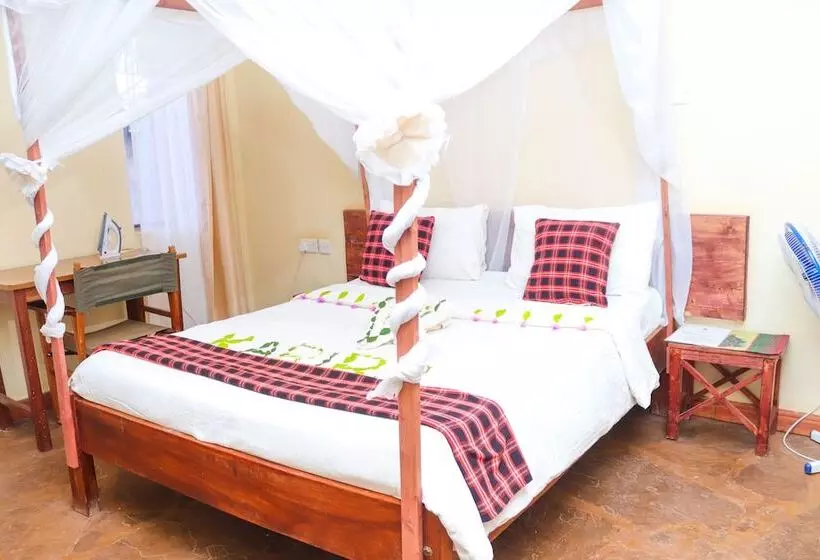 هتل River Lumi Resort   Taveta