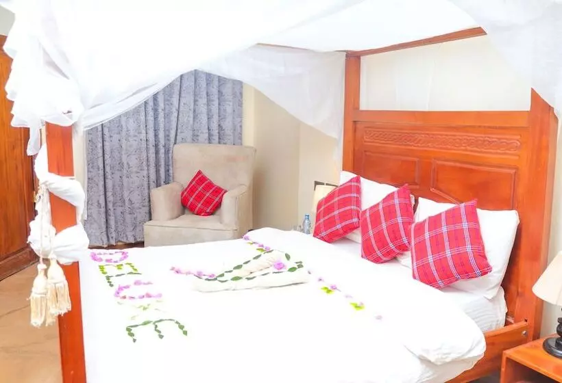 هتل River Lumi Resort   Taveta