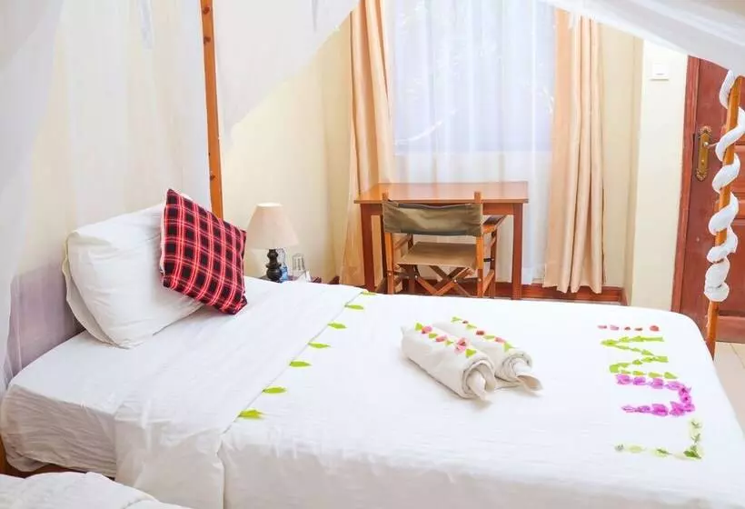 هتل River Lumi Resort   Taveta