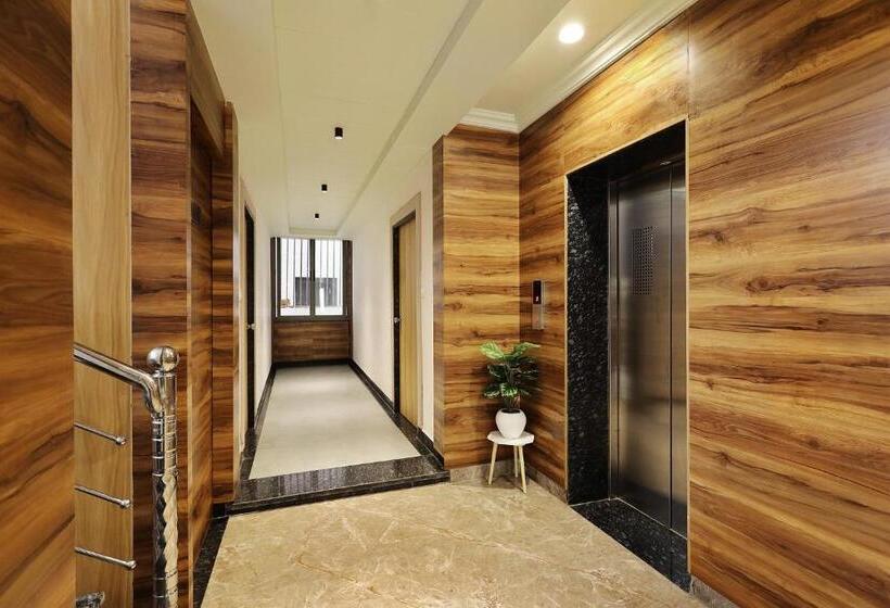 ホテル Sparkle Inn