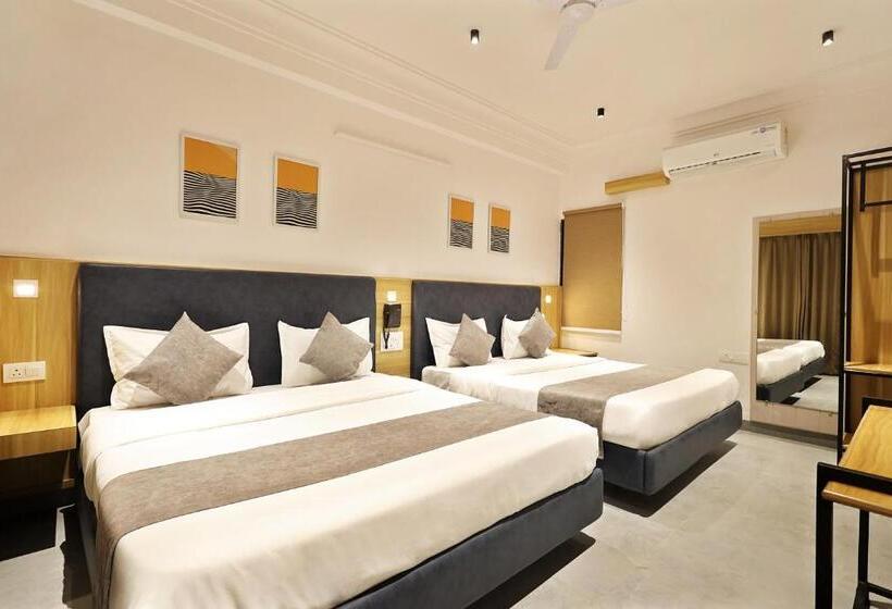 ホテル Sparkle Inn