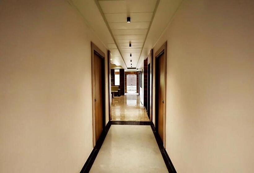 ホテル Sparkle Inn