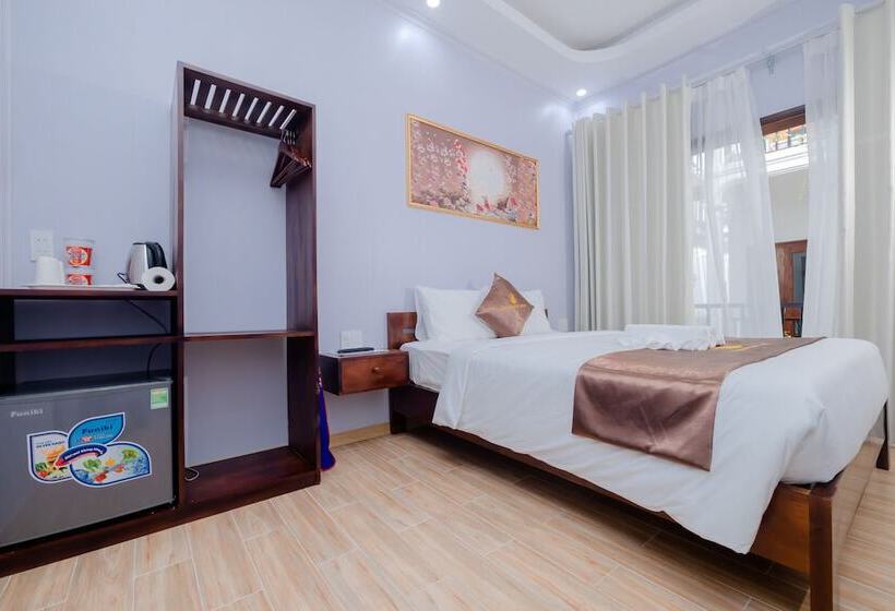 هتل The Poplar Resort