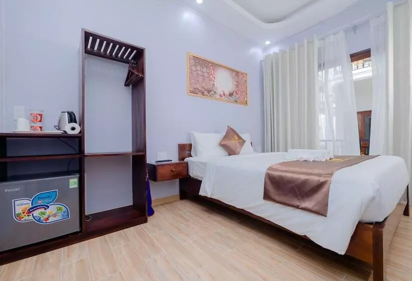 هتل The Poplar Resort