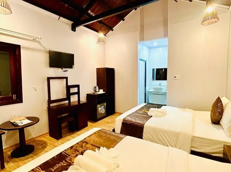 هتل The Poplar Resort