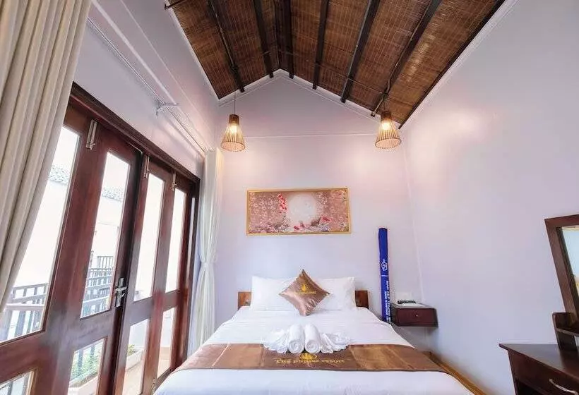 هتل The Poplar Resort