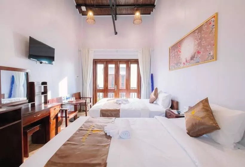 هتل The Poplar Resort