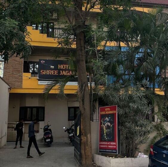 Iroomz Hotel Shree Jagannath