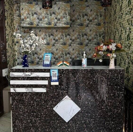 Iroomz Hotel Shree Jagannath