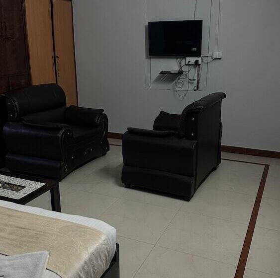 Iroomz Hotel Shree Jagannath