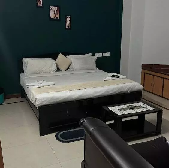 Iroomz Hotel Shree Jagannath