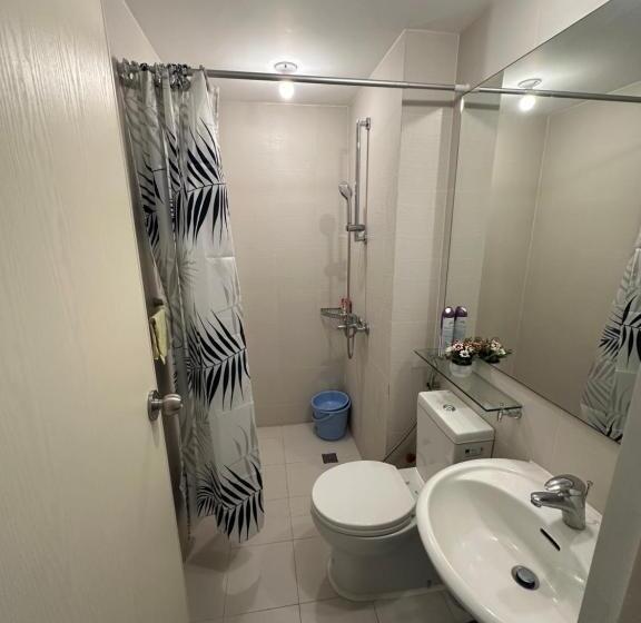 Resort Azure Staycation By M&m