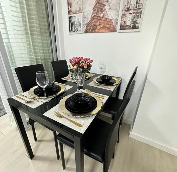 Resort Azure Staycation By M&m