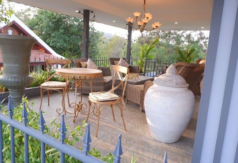 Курорт Jungle Moon Boutique Homestay