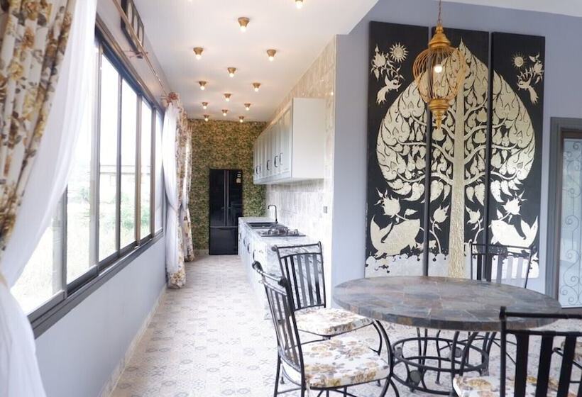 Курорт Jungle Moon Boutique Homestay